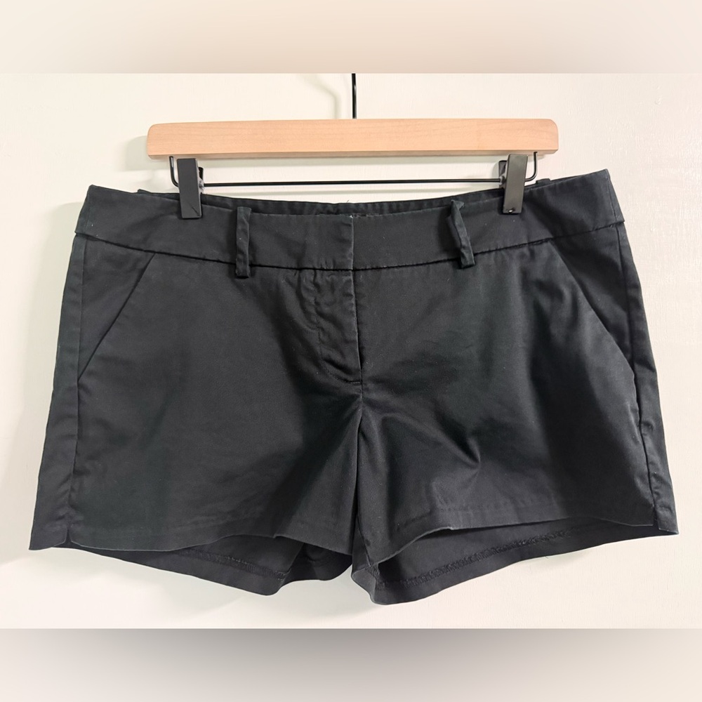 Mossimo Black Tailored Shorts Women’s 12 Stretch Mid Rise Chino